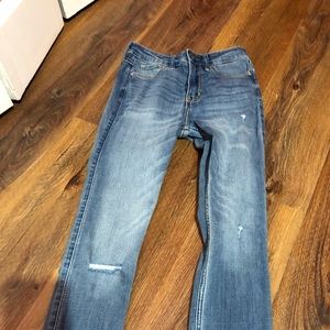 Hollister jeans . Size 0L. Never worn
